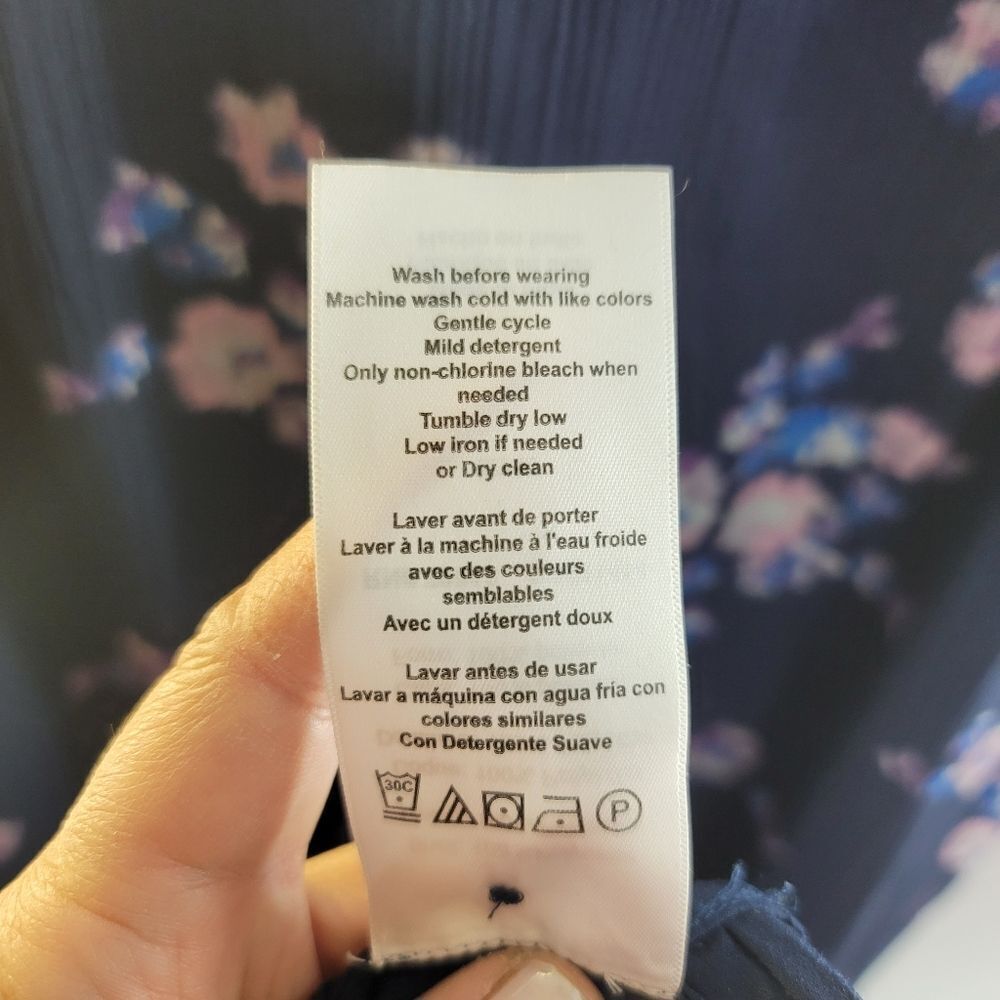 A Pea In The Pod Halter Sleeveless Crepe Dress - Picture 9 of 10